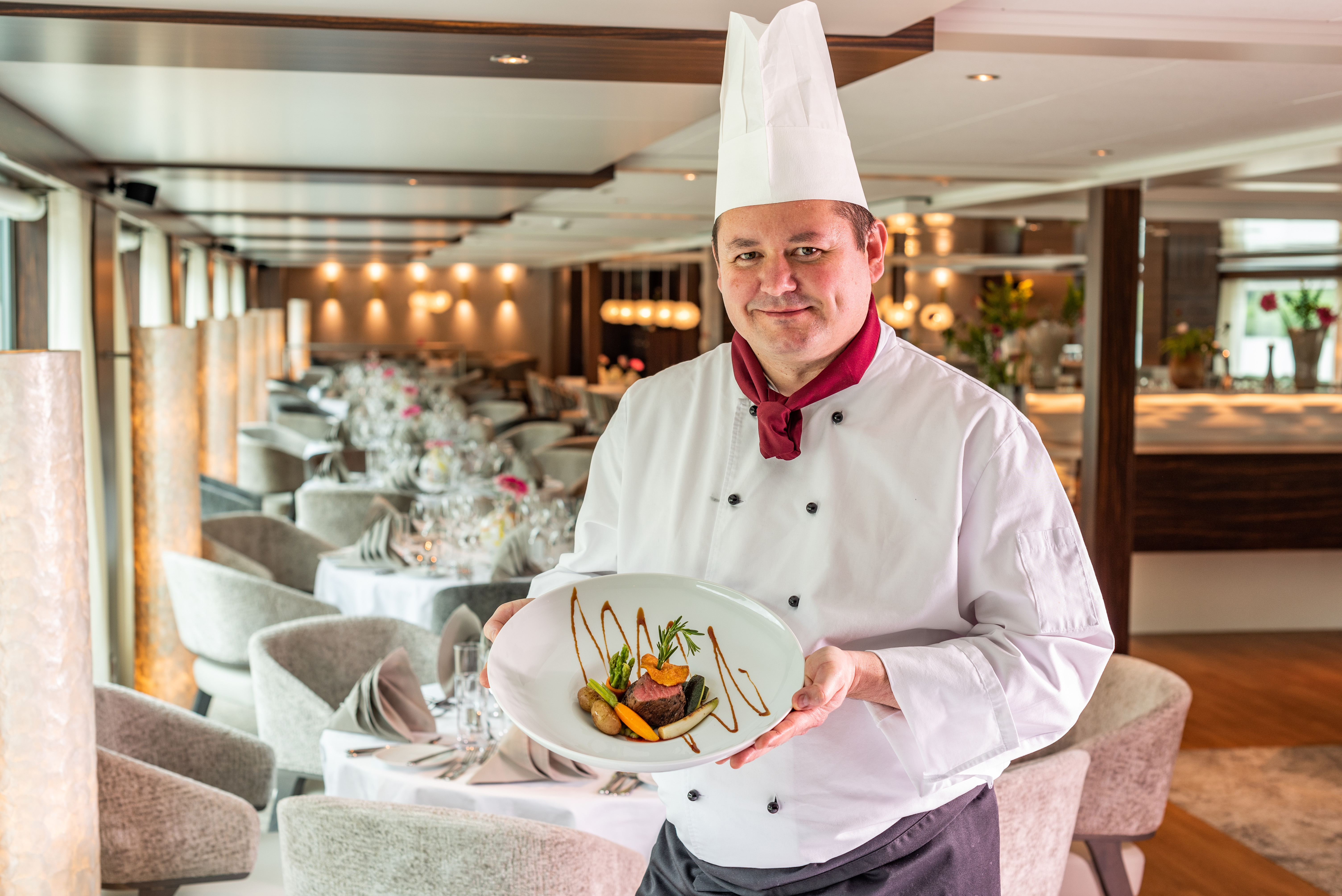 Amadeus River Cruises - Amadeus Star - Dining - Restaurant 2.jpg